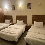 Hello World Hotel
